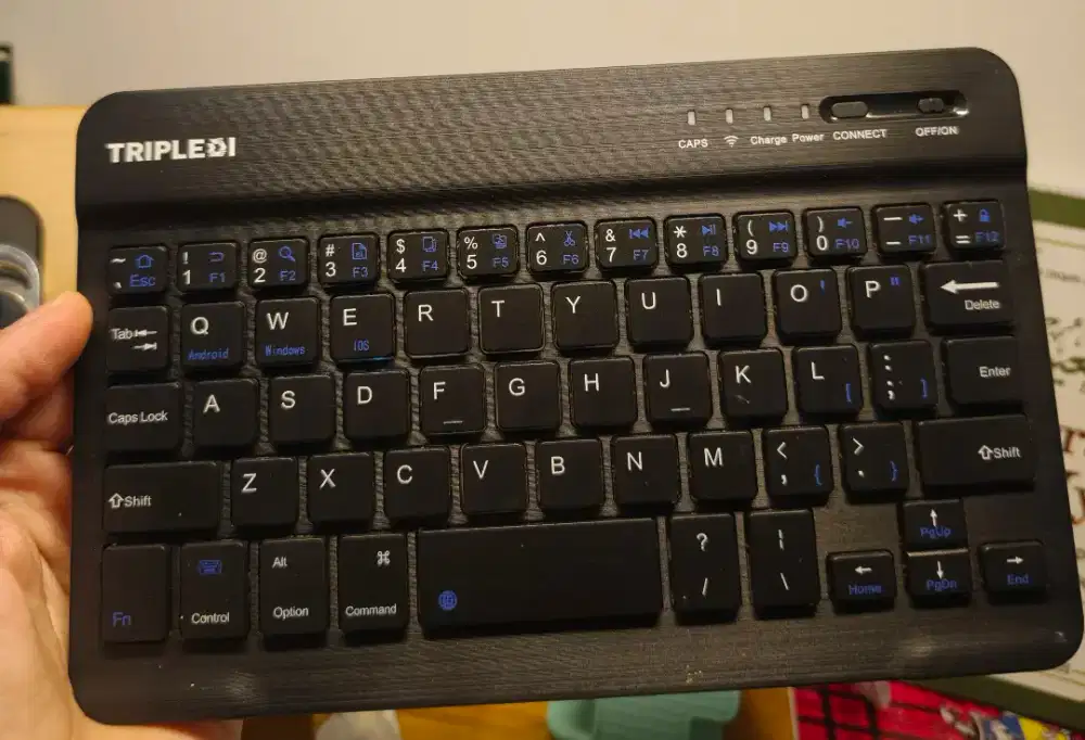 Keyboard Bluetooth