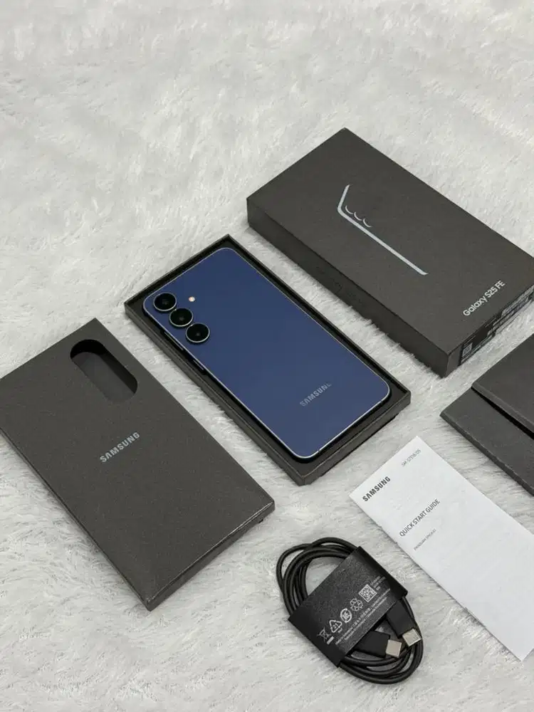 Samsung S25 FE 8/256GB Resmi Garansi 28 Februari 2027 - Navy