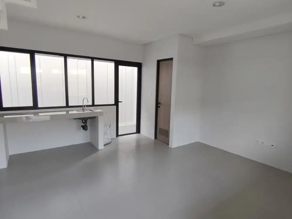 Disewakan Rumah Park Serpong, Uk.5x10.5m2, Kosongan, Type 3 BR