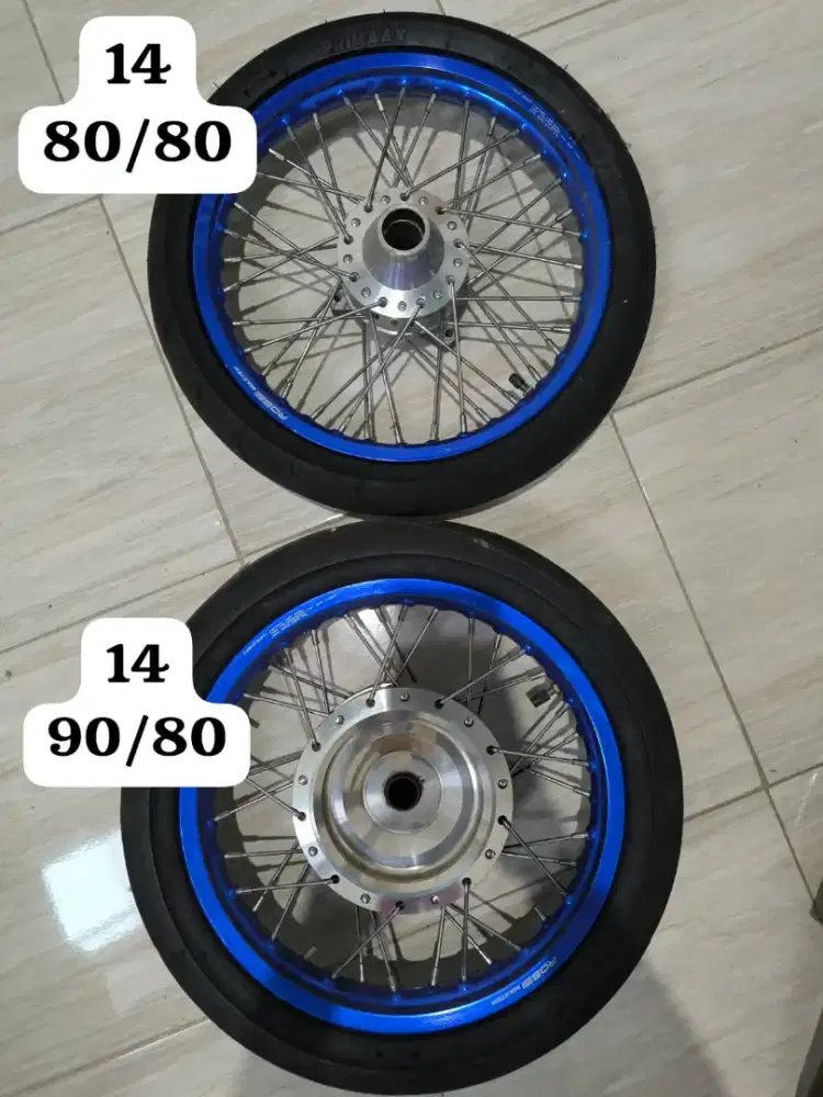 Di jual 1 paket Velg dan Knalpot New Nmax