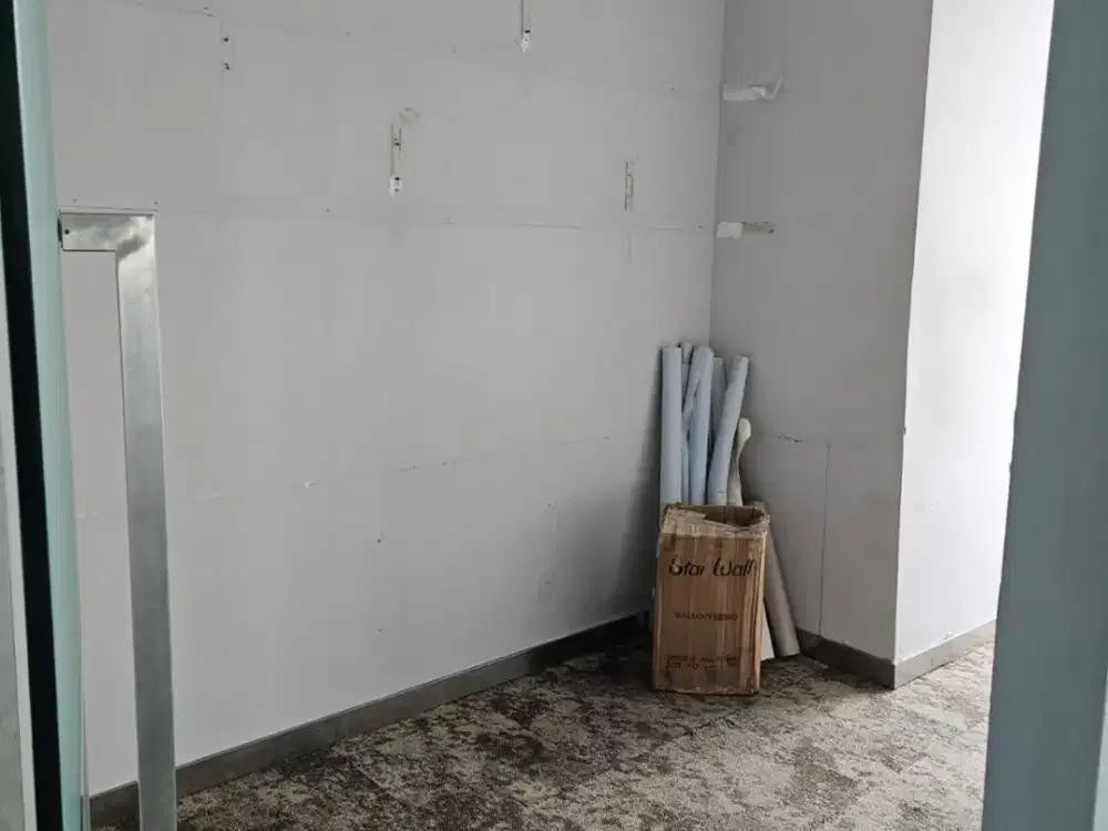 Kantor Area Sudirman di AIA Central 150Sqm Semi Furnished Dekat MRT