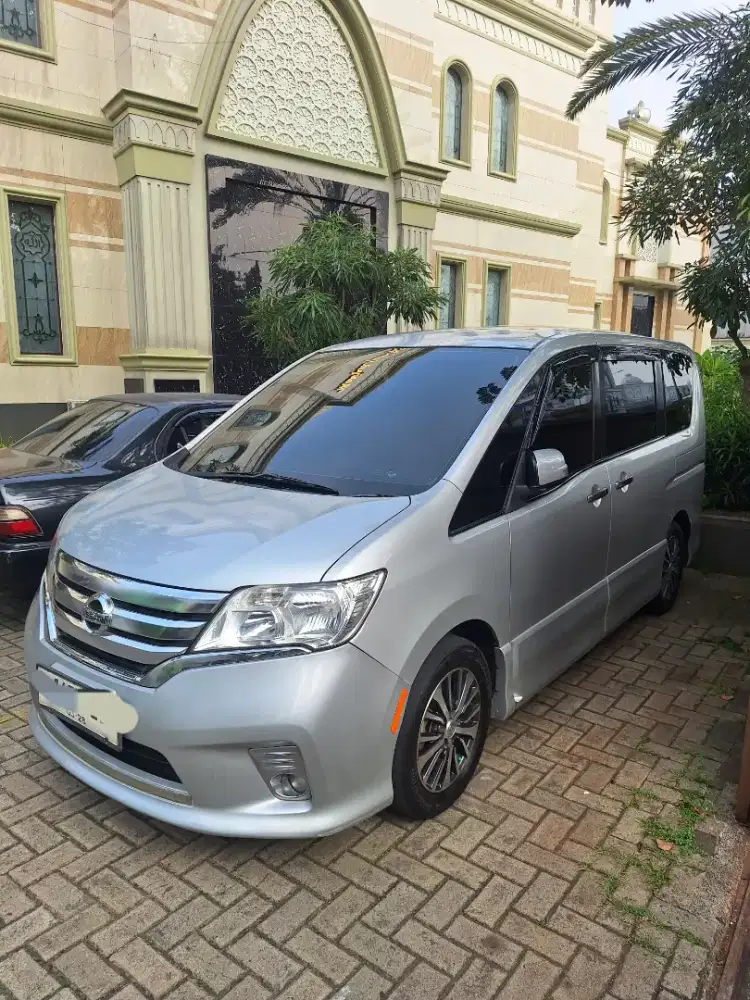 Nisan Serena C26 2013 HWS - Silver Metallic