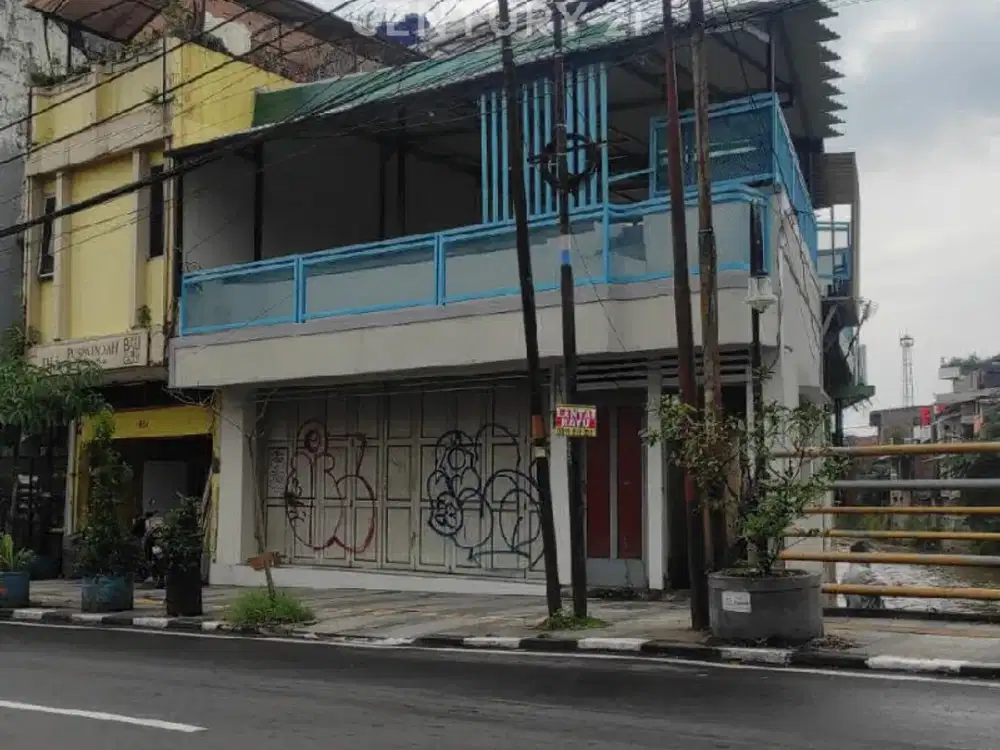 Ruko 3 Lantai Di Dalam Kaum Kota Bandung