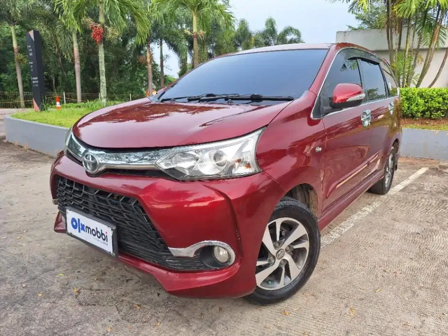 LOW DP Toyota Avanza 1.5 Veloz Bensin-AT 2016 4ZY