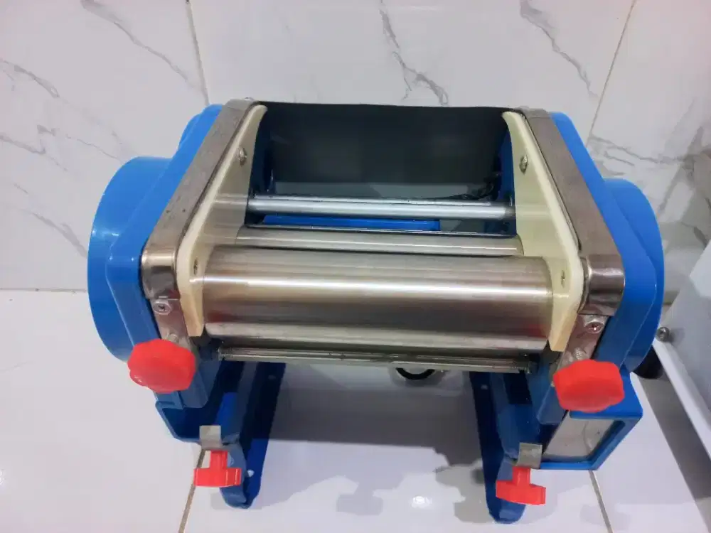 Di jual mesin pemipih adonan merk WILLMAN