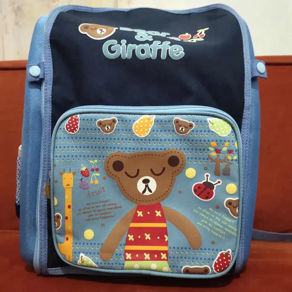 Tas serbaguna Pipiniko