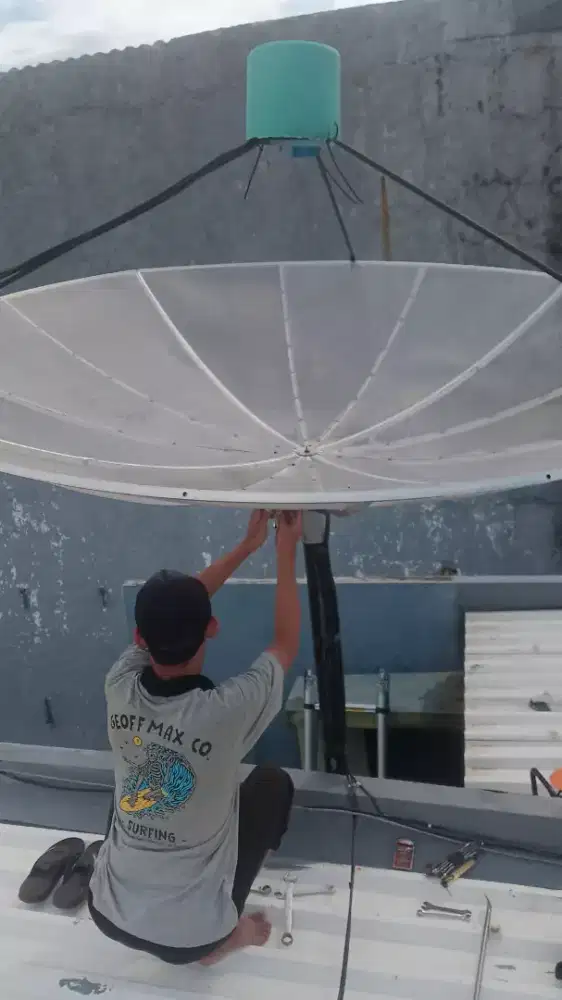 Jasa SERVIS Parabola Venus Jakarta Barat
