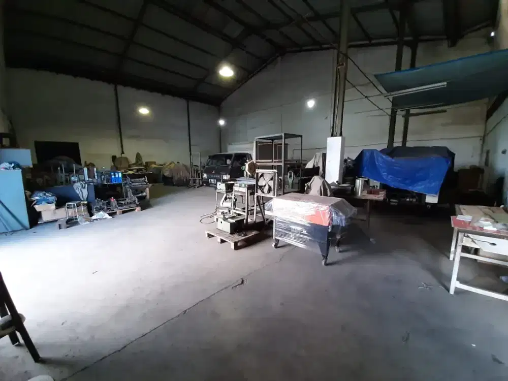 Gudang Jln Gajah Mada  Taman Sidoarjo