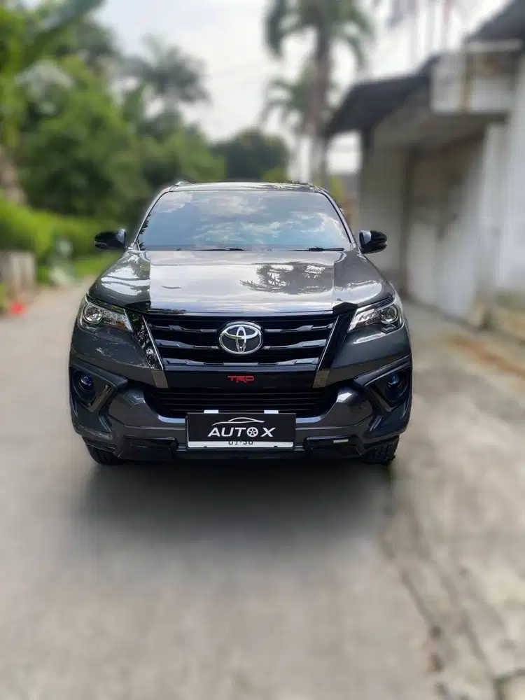 Fortuner VRZ TRD 2019, tangan 1 dari baru, isi bio solar