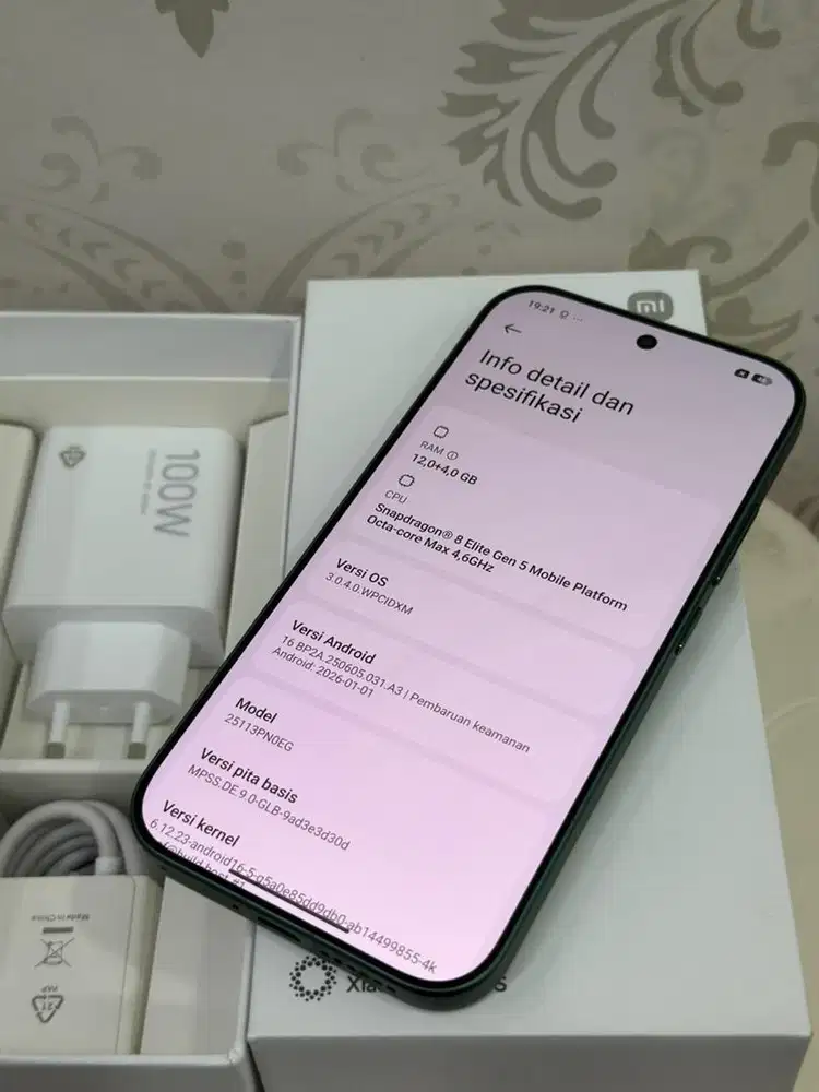 Xiaomi 17 Ram 12/256 Full Set Original Garansi Resmi Mulus Likenew