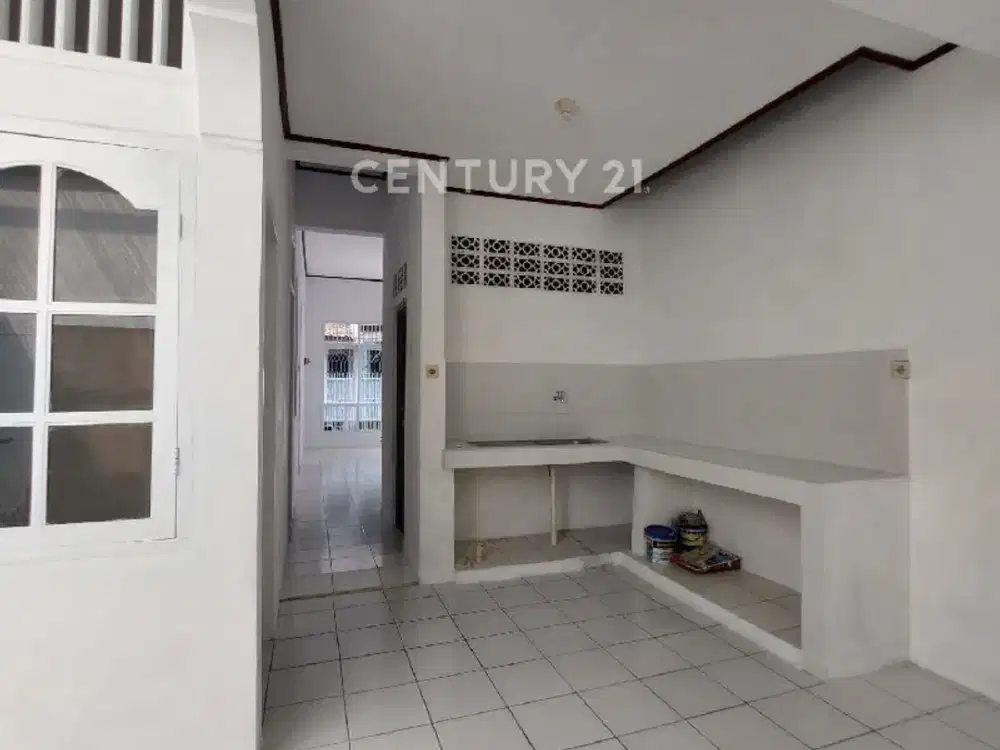 Rumah Satu Lantai Lokasi Kav. DKI Pondok Kelapa