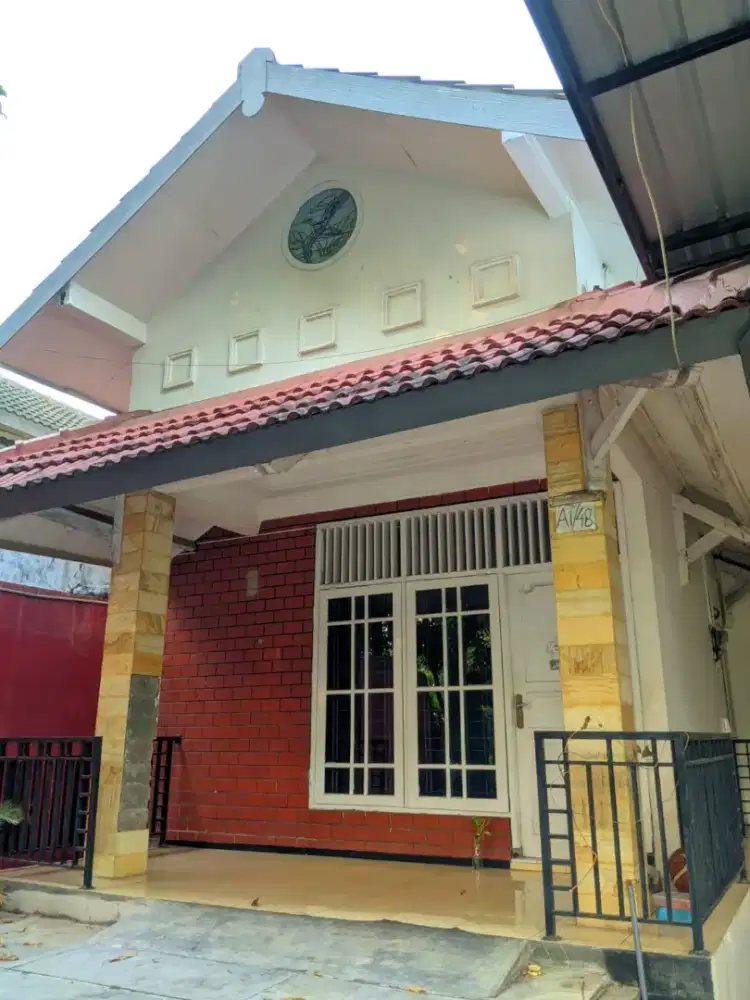 Dijual rumah luas dan asri