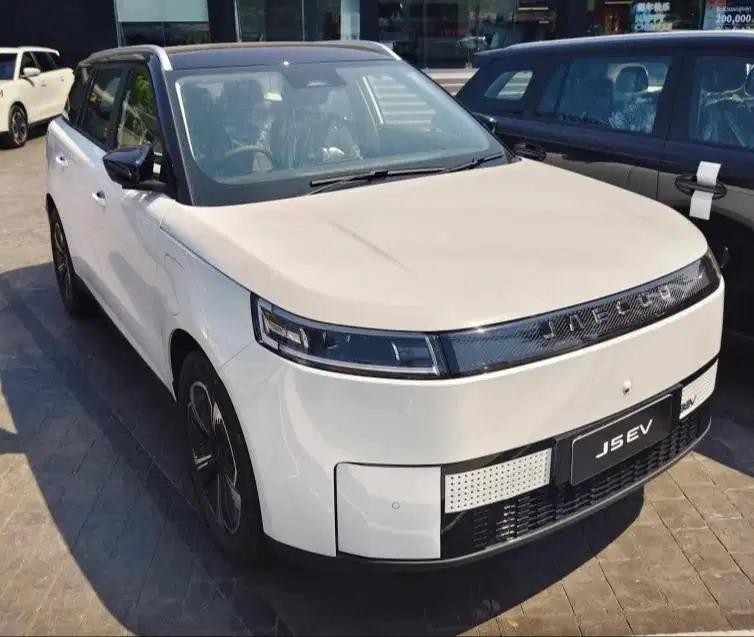 JAECOO J5 PREMIUM EV