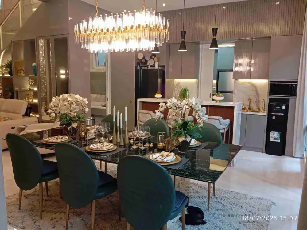 Rumah Hoek Terbesar Full Furnished Pasadena Residence Paramount – 13,8M Nego