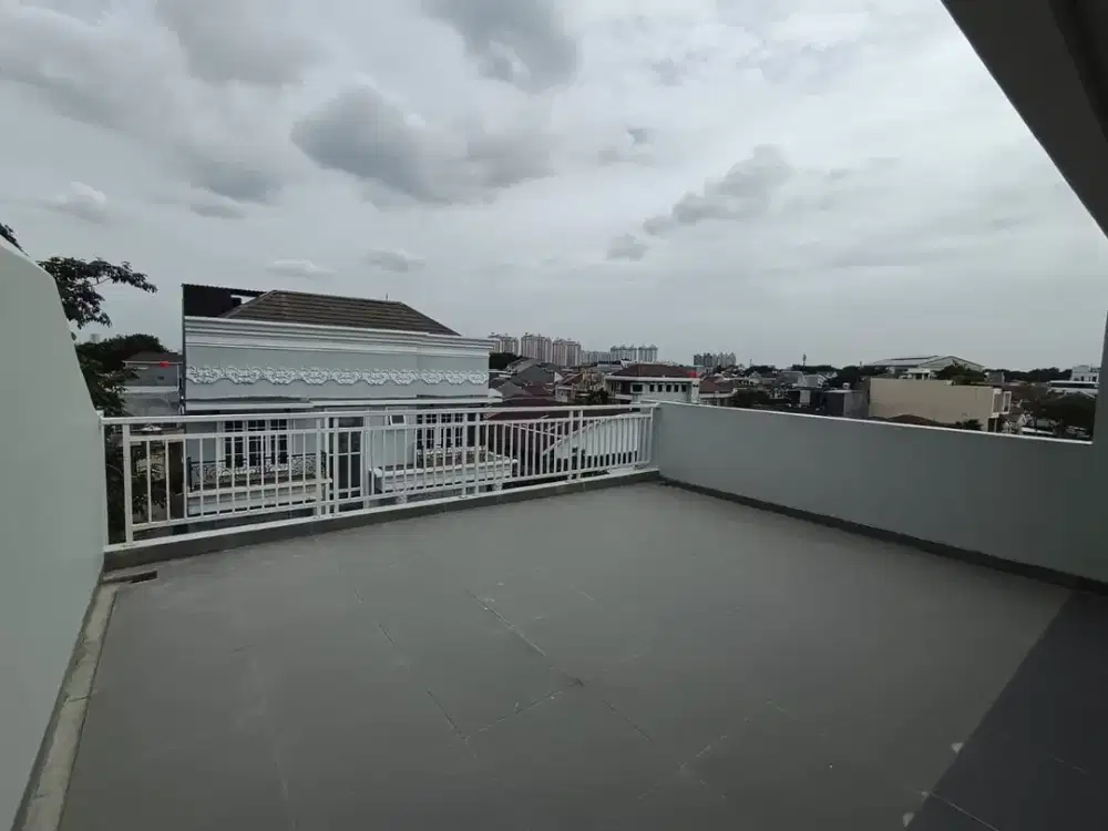 Dijual Rumah Baru Kelapa Gading di Gading Pandawa