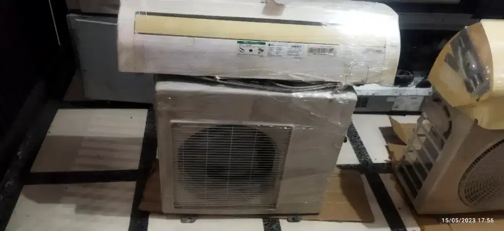 Ac bekas 2,5 PK merek Samsung