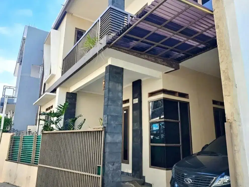 Dijual Hunian 2 Lantai Super Nyaman dan Terawat Lokasi Strategis di Ujung Berung, Bandung