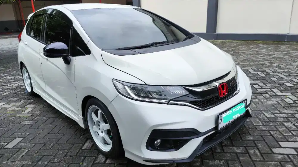 Dijual Honda Jazz RS AT 2019 tgn 1 LOW KM