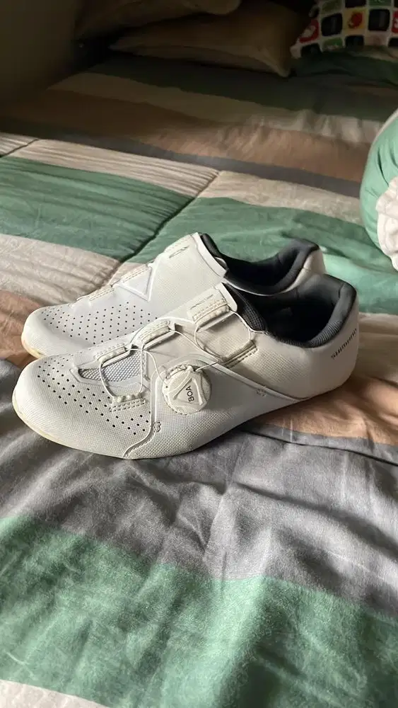 SHIMANO RC300 SIZE 39