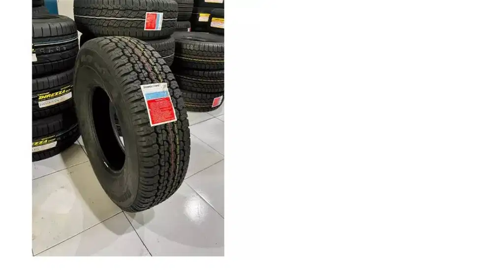 Ban terios xtrail bridgestone dueller 689. 215 65 16