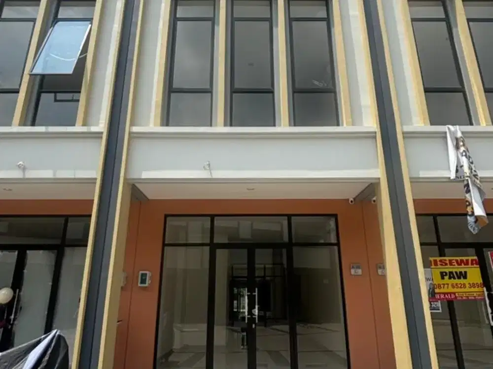 Disewakan Ruko Hudson Siap Pakai 3 Lantai