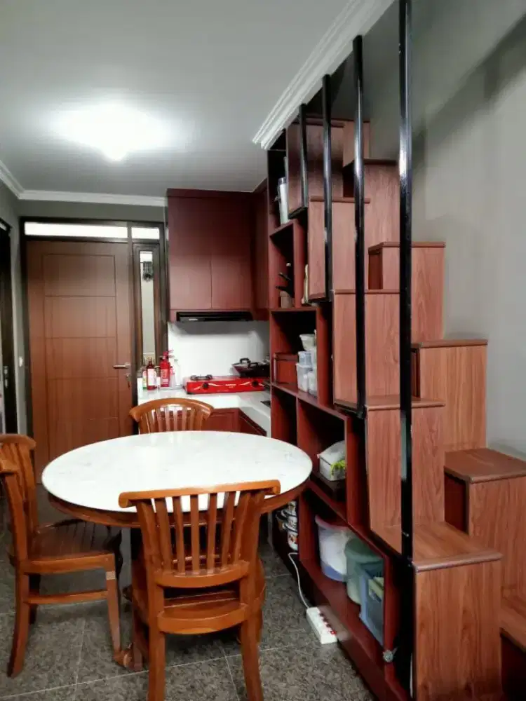 rumah baru semi furnished 2 bed sudah renov siap huni jual murah