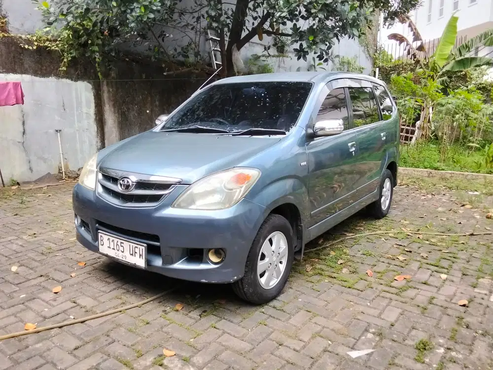Toyota Avanza G matic 2010