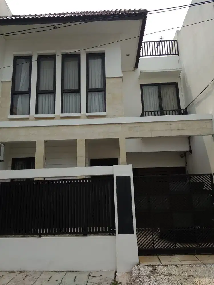 Dijual Rumah di Cempaka Putih Jaksel Harga Menarik NV-16744