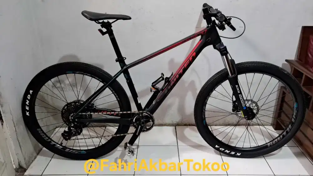 SEPEDA CARBON MTB UNITED DETROIT 7.1 FRAME CARBON SIZE M