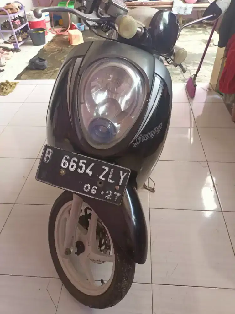 Motor Scoopy 2012 lokasi Citayam Depok