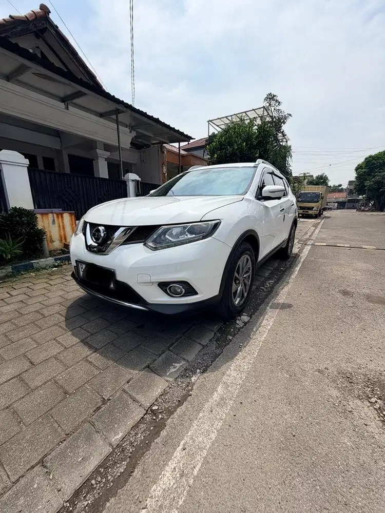 2014 Nissan Xtrail 2.5 AT Nego sampe jadi