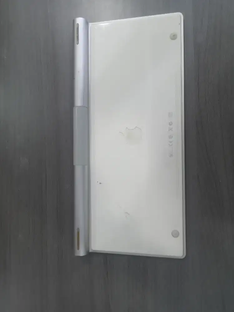 Magic keyboard gen 1