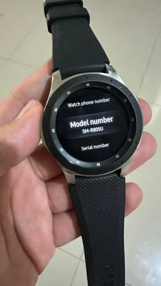 Samsung Watch SM-R805U