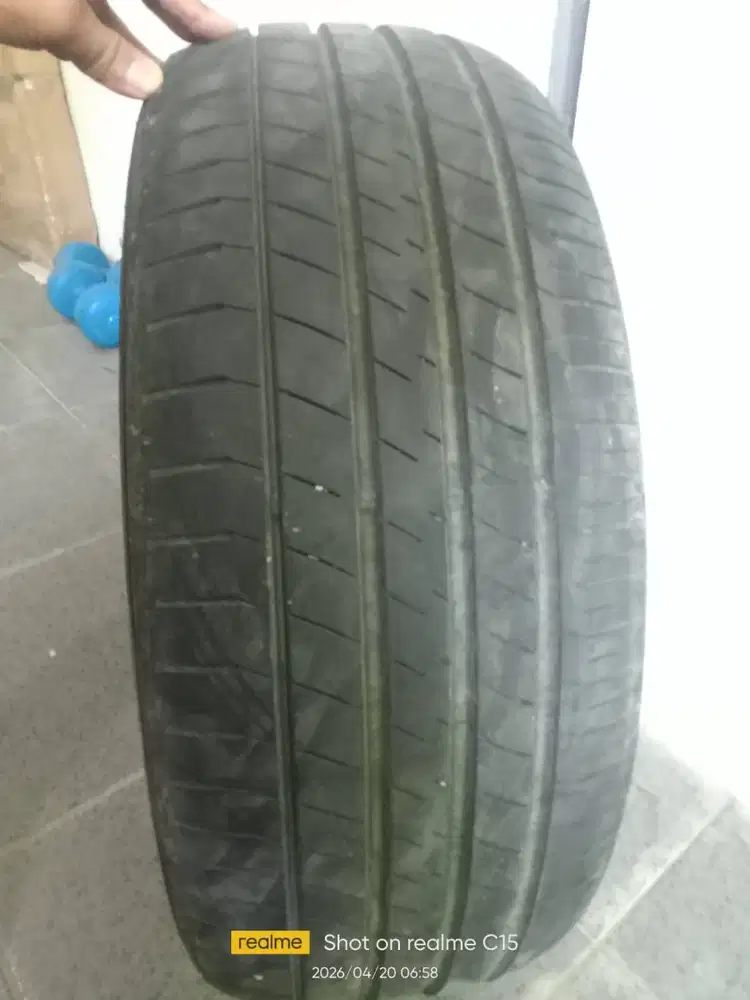 Ban Dunlop R17 215/55 LM 705