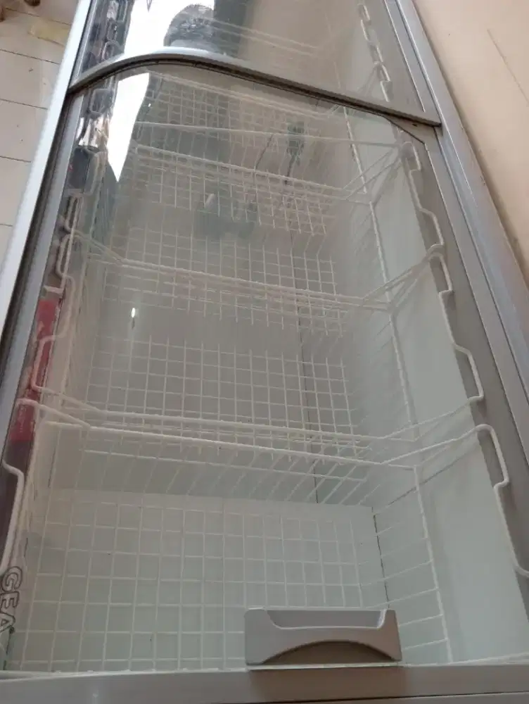 Frezeer  Box Merk GEA SD 700 BY