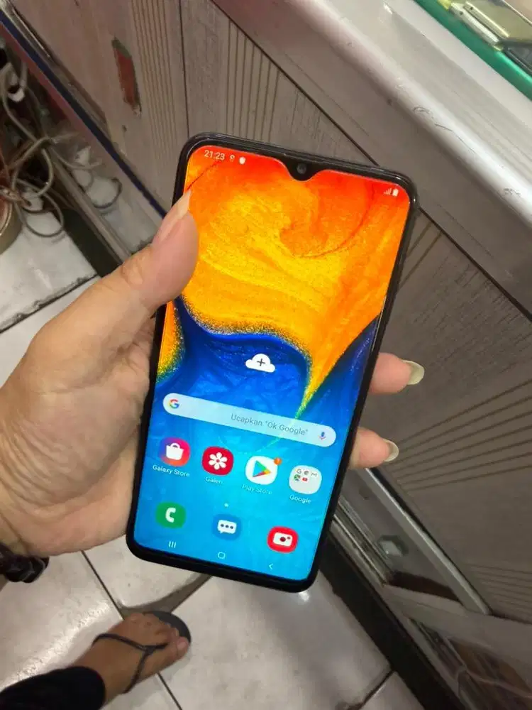 Samsung galaxy A20 3/32 gb blue