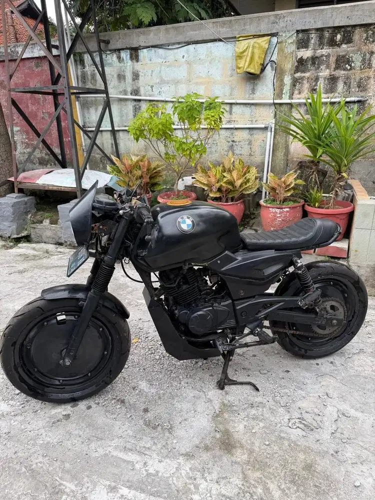 di Jual: Cafe Racer 180 cc Basic Pulsar