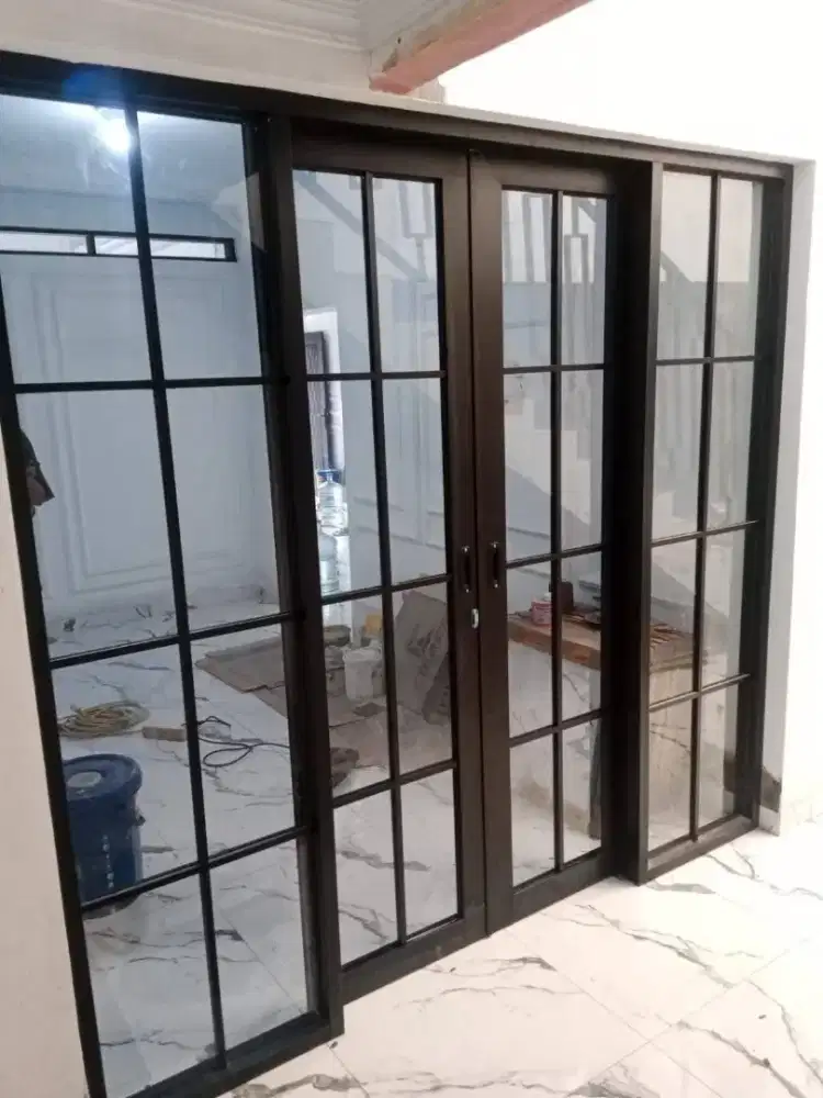Partisi sekat aluminium fullset T210cm L350cm hrg 7,9 jt / terpasang