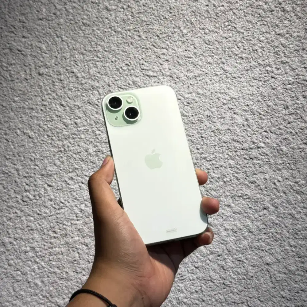 IPhone 15 128GB [ Green ] Garansi Resmi iBox