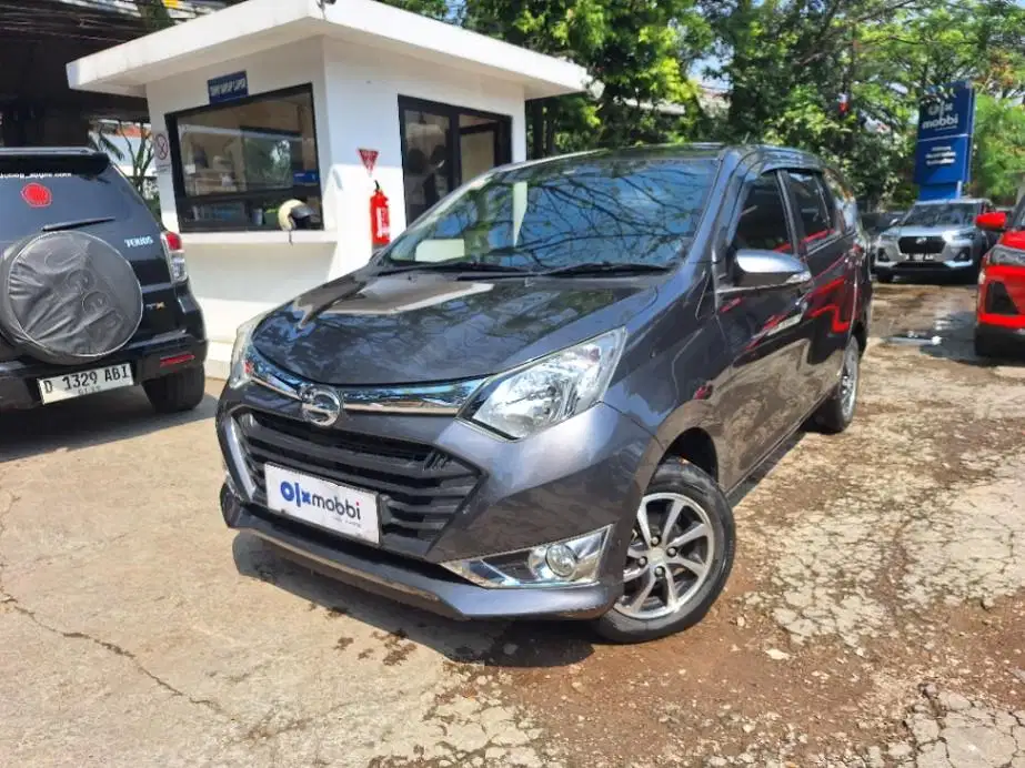 LOW DP Daihatsu Sigra 1.2 R Bensin-AT 2018 AGZ