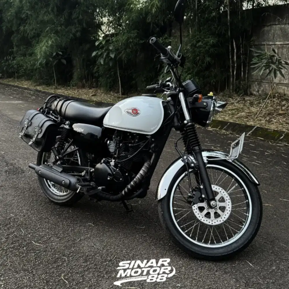 Jual Kawasaki W175 2018 Putih Low KM