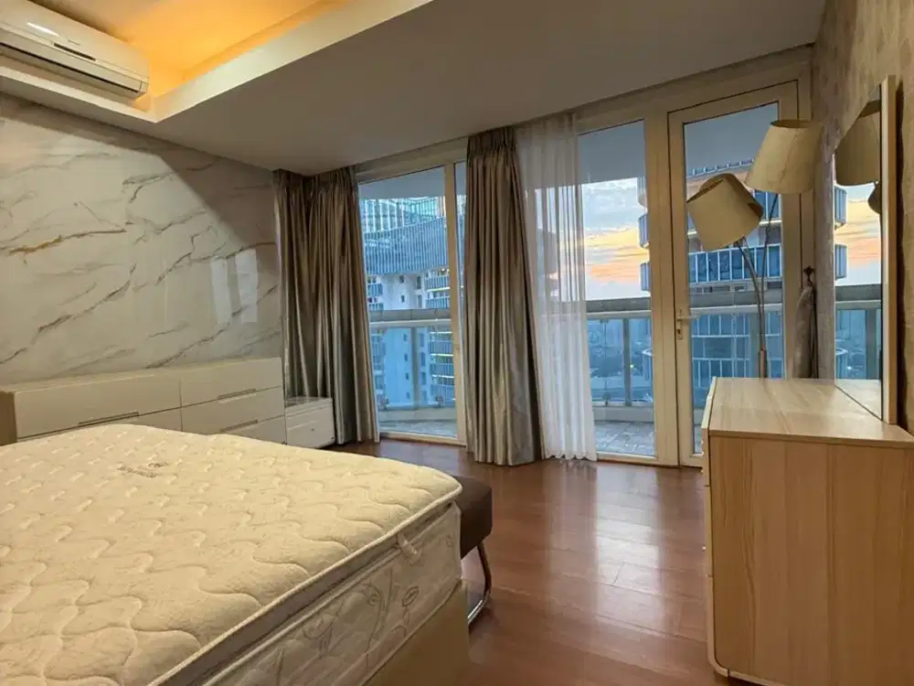 Dijual/Sewa Apartemen Tower Sangat Luas Private Lift Kelapa Gading