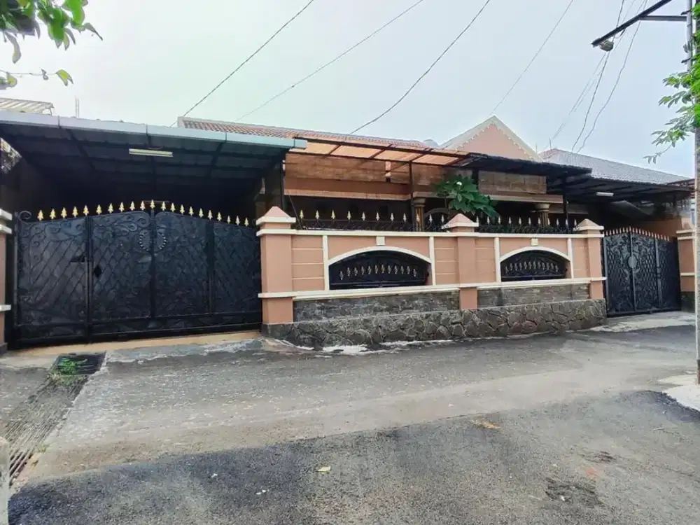 Rumah dijual Murah, Luas Jatiwaringin, Bekasi 8 menit Stasiun LRT Jatibening