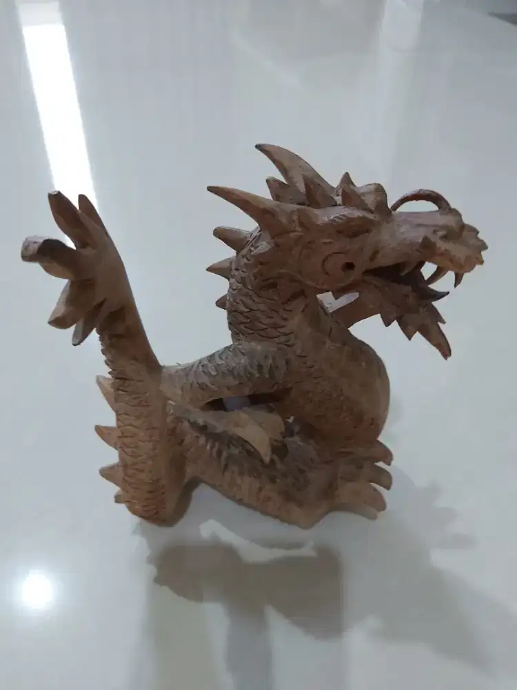 Patung kayu naga hand made