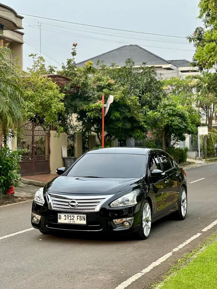 Nissan Teana 2.5 XV Sunroof 2015