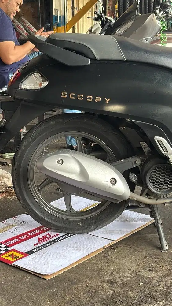 Dijual velg vnd six stars v1 + ban sk 06. scoopy, beat, vario 110