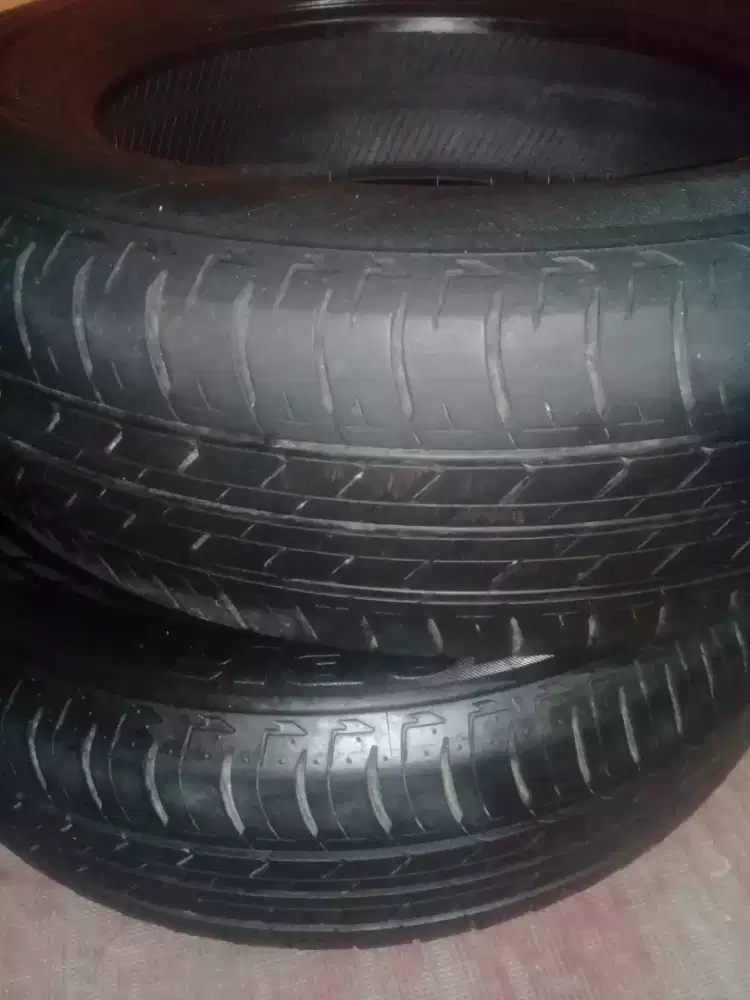 Ban brigeston copotan inovaR16 205/65