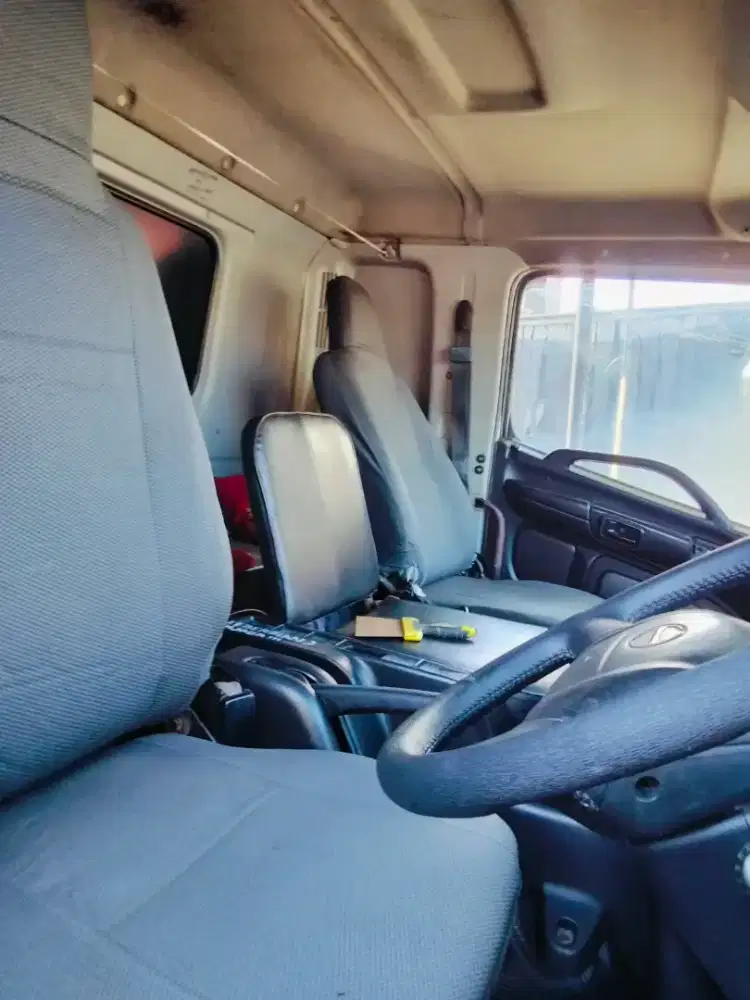 Hino louhan FL235JW 2013. 6x2