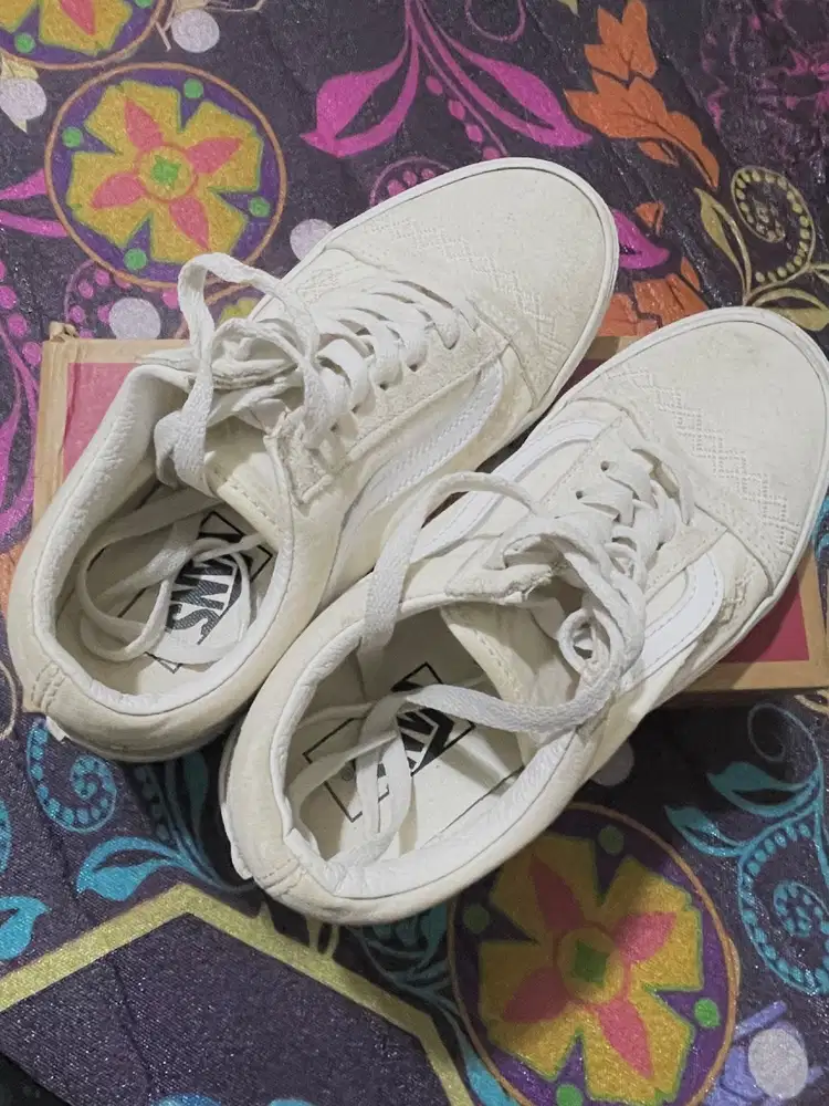 sepatu vans old skool marshmallow