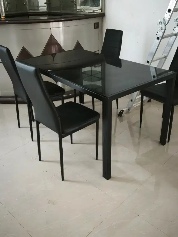 Set Meja kursi Makan Informa Second